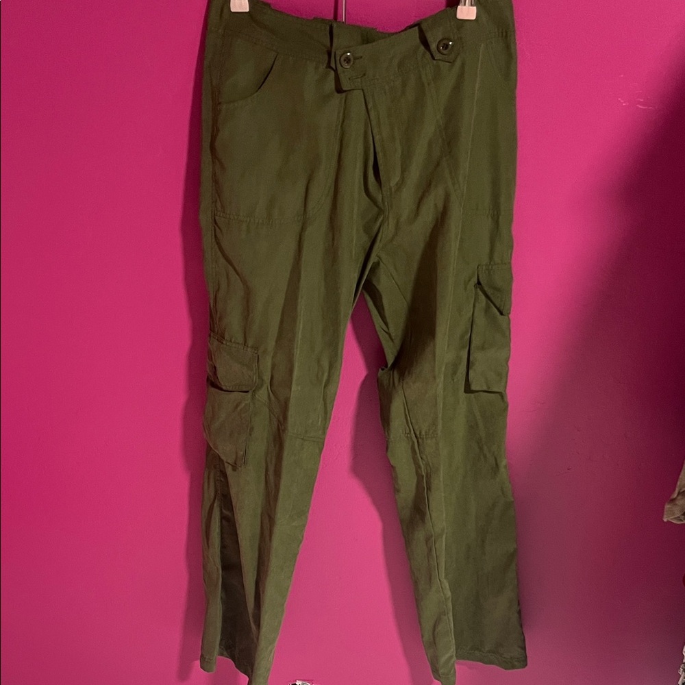 Olive Green Cargo Pants - Women’s Utility Style